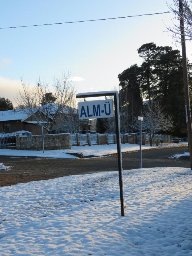 Alm-Ue Dullstroom Exterior foto