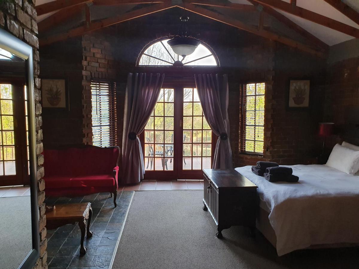 Alm-Ue Dullstroom Exterior foto