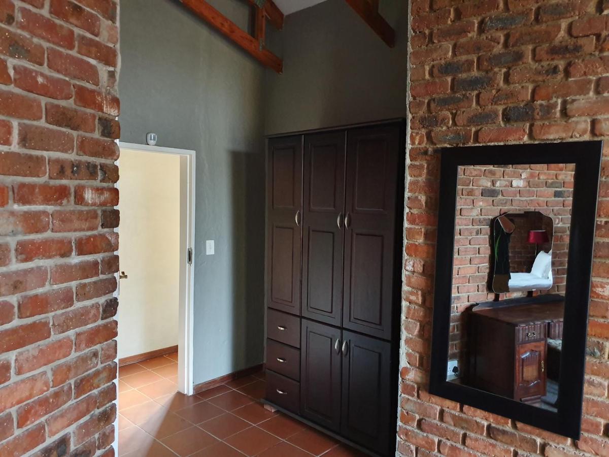 Alm-Ue Dullstroom Exterior foto