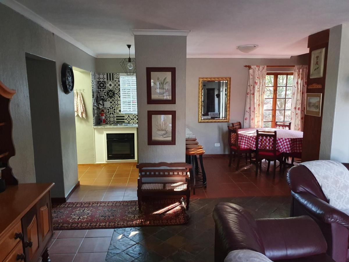 Alm-Ue Dullstroom Exterior foto