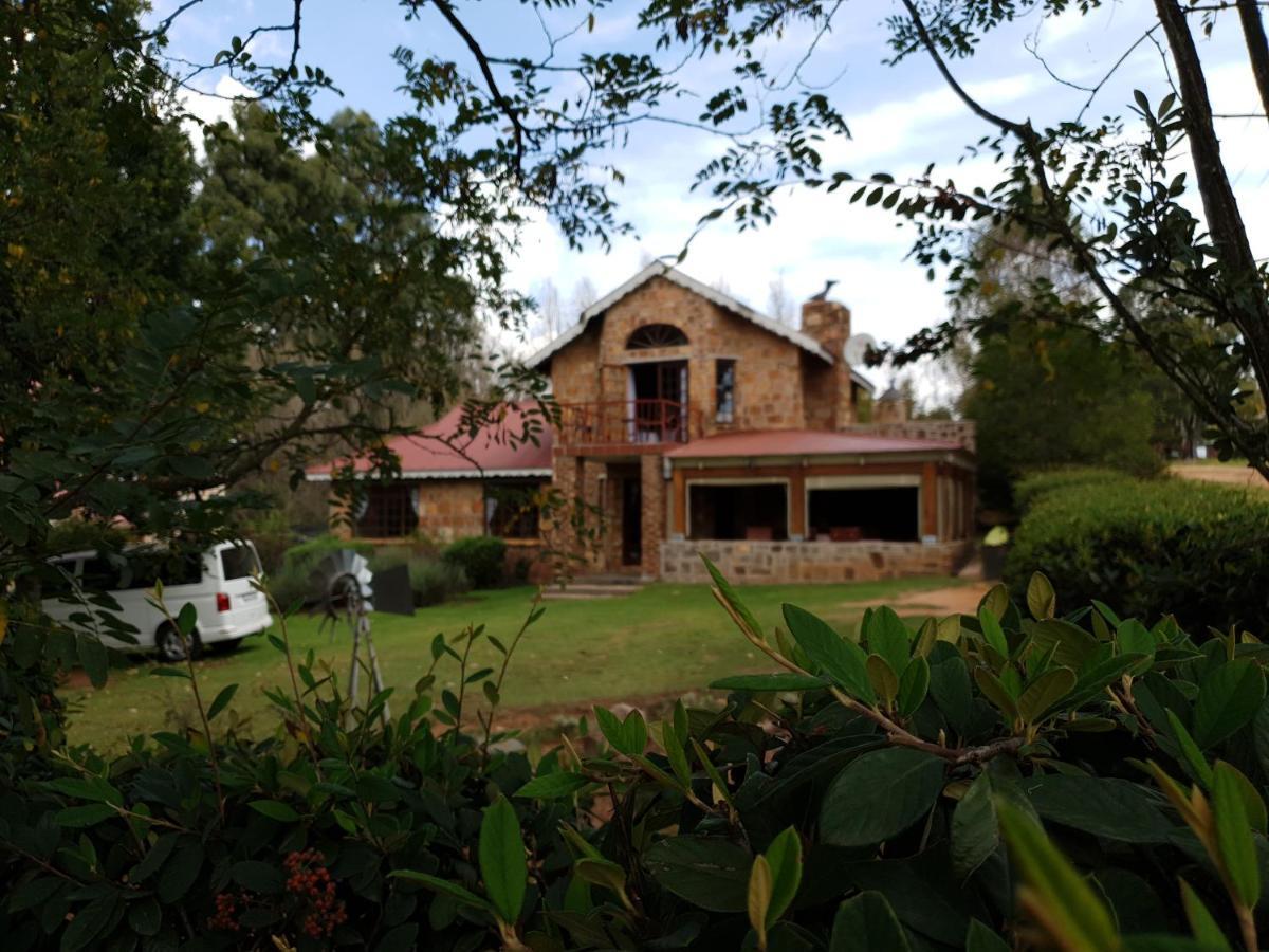 Alm-Ue Dullstroom Exterior foto