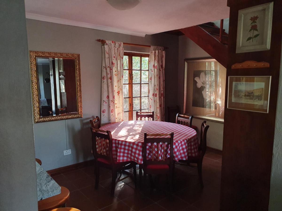 Alm-Ue Dullstroom Exterior foto